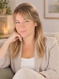 Puszti Anita