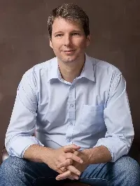 Kuhárszky Richárd