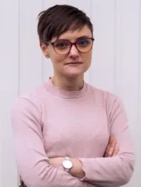 Bakondi Zsuzsa