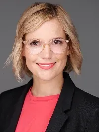 Klajkó Dóra