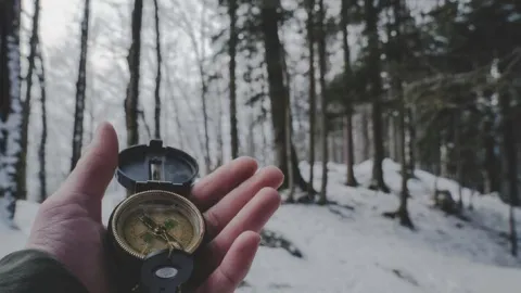 A döntések súlya – Hogyan találjuk meg a saját utunkat?