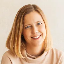 Juhász Flóra