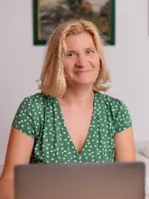 Oroszlán Anett