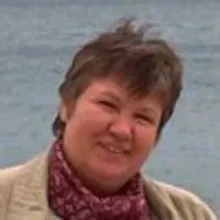 Barta Gyöngyi
