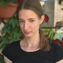 Holló Anna