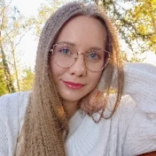Endrődi Bettina