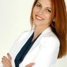 Szmolár Mária