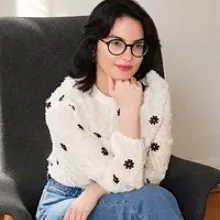 Kalkopulosz Eszter