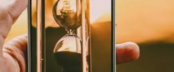 A Mobiltelefon és a stressz: Hogyan kezeljük hatékonyan a digitális jelenlétet?