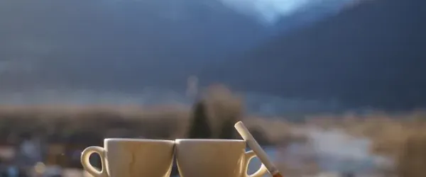 Mi a közös a körömrágásban, a fogcsikorgatásban, a kávéban és a cigarettában?